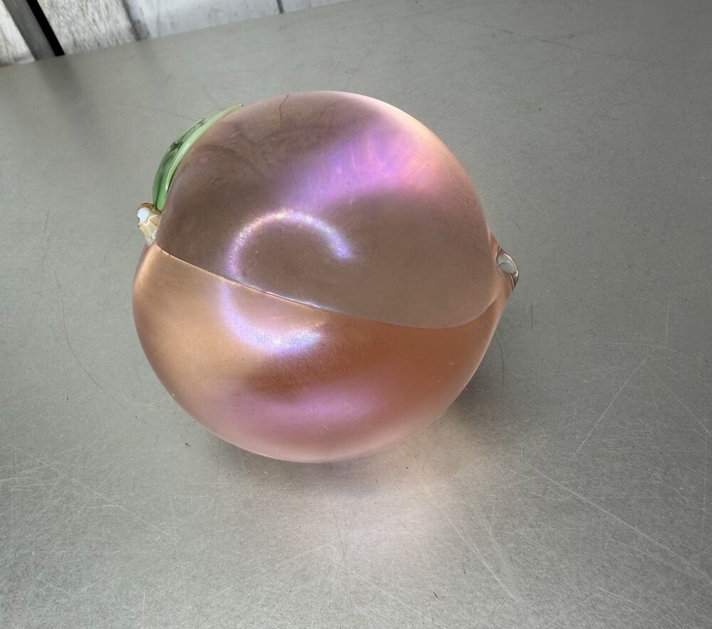 VTG Orient & Flume Apple Peach Figure Paperweight Signed Numbered Satin Glass